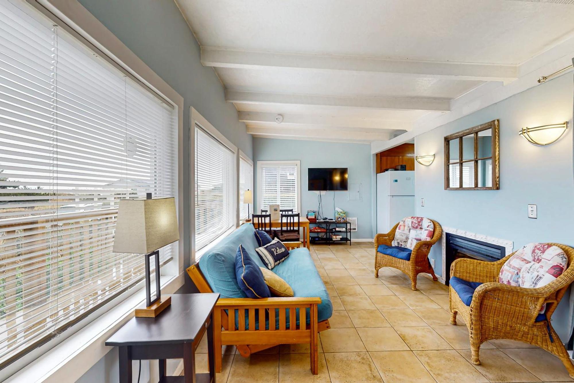 Periwinkle Villa Пасифик Бийч Екстериор снимка