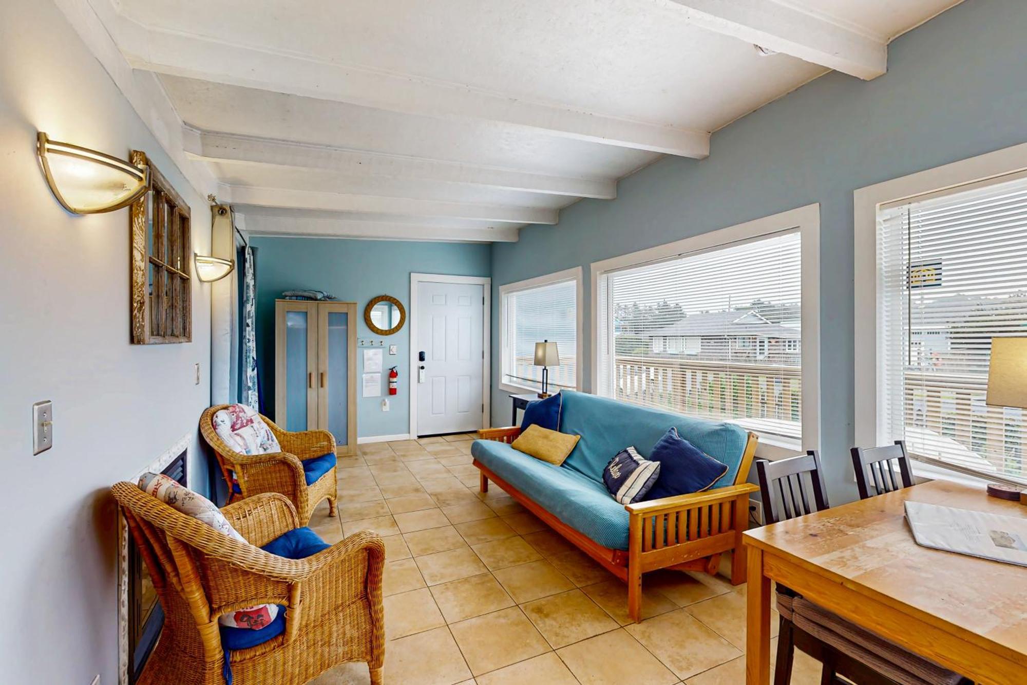 Periwinkle Villa Пасифик Бийч Екстериор снимка